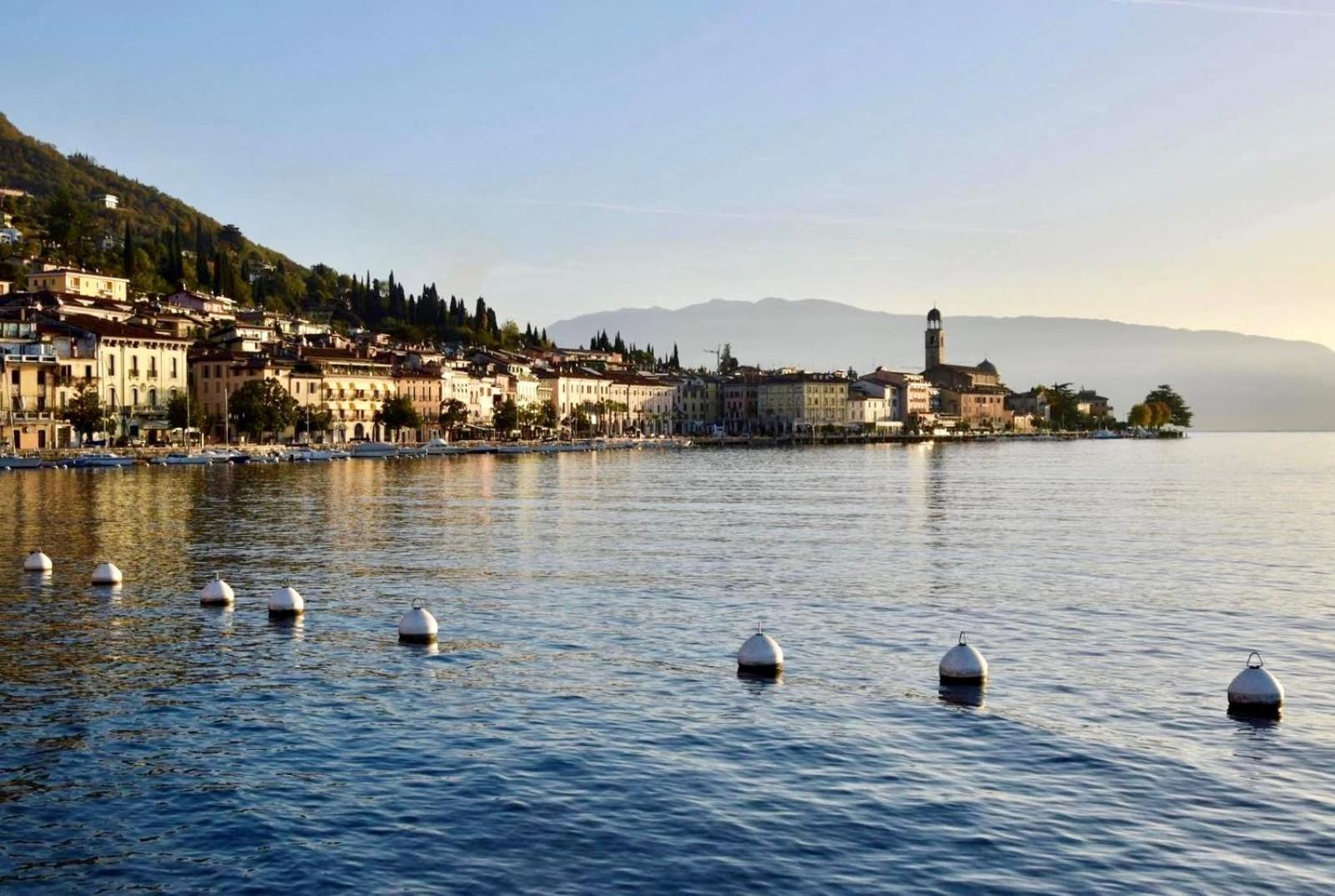 Villa Donne Del Lago Vittoria Salo Exterior photo